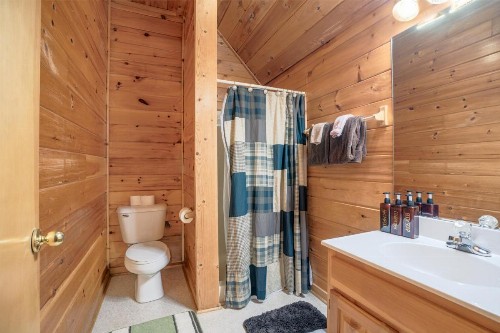 23 The Cub House Cabin - image 33