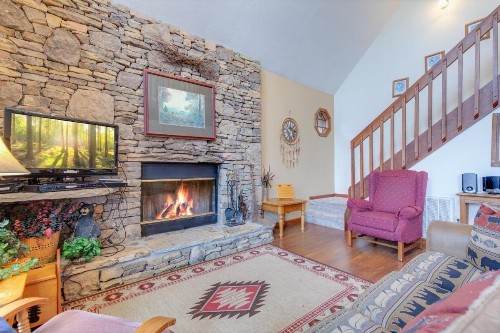 Bear Trails 2 Bedrooms Pool Access Fireplace Hot Tub WiFi Sleeps 6