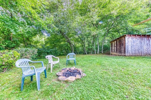 Lazy Creek Retreat - image 10