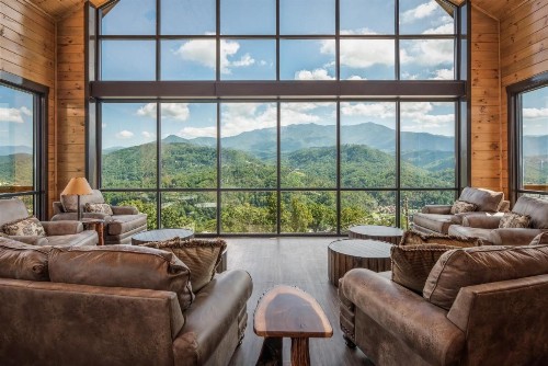 Greystone Pointe Lodge Residence - image 1