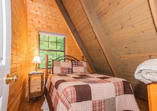 Smoky Bear Hideaway - image 5