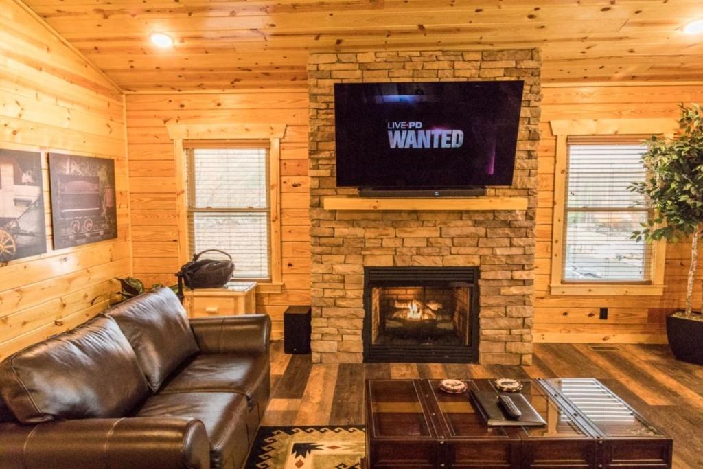 New two bedroom cabin-NOW available to book! home - image 7