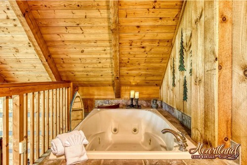 Cozy Mountain Hideaway - image 2