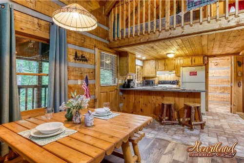 Cozy Mountain Hideaway - image 7