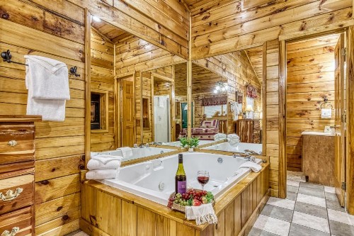 Romantic Retreat - image 15