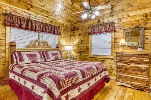 Romantic Retreat - image 19