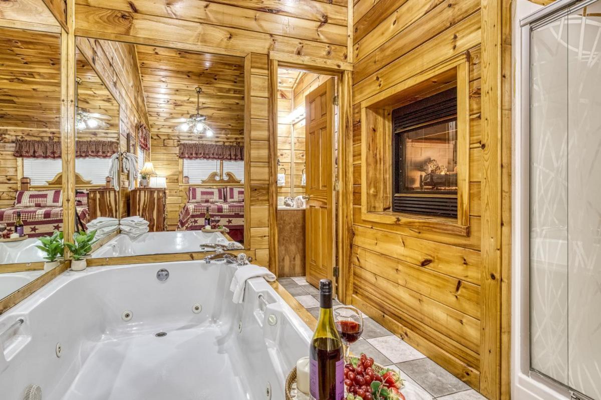 Romantic Retreat - image 5