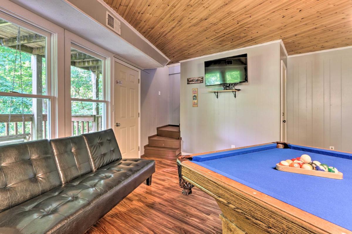 Gatlinburg House with Pool Table Hot Tub and Views! - image 6