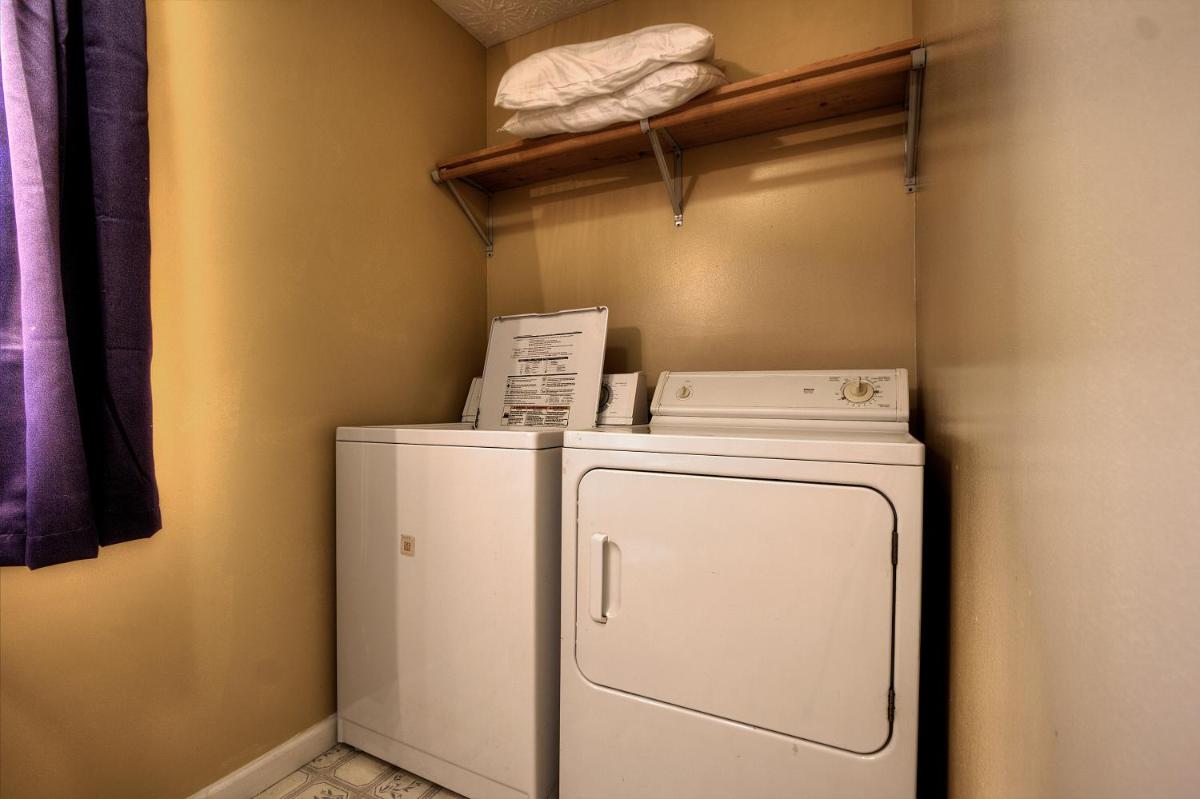 Bear Run Getaway #1136 by Aunt Bug's Cabin Rentals - image 7