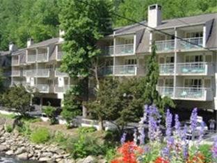 Gatlinburg River Inn - main image
