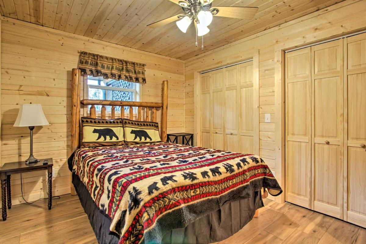 Creekside Cabin with Hot Tub Fire Pit and Game Room! - image 6