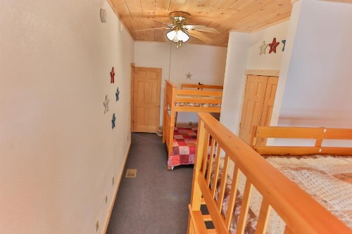 Log Inn Family Cabin - image 15