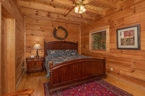 Log Inn Family Cabin - image 16