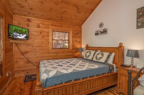 Log Inn Family Cabin - image 48