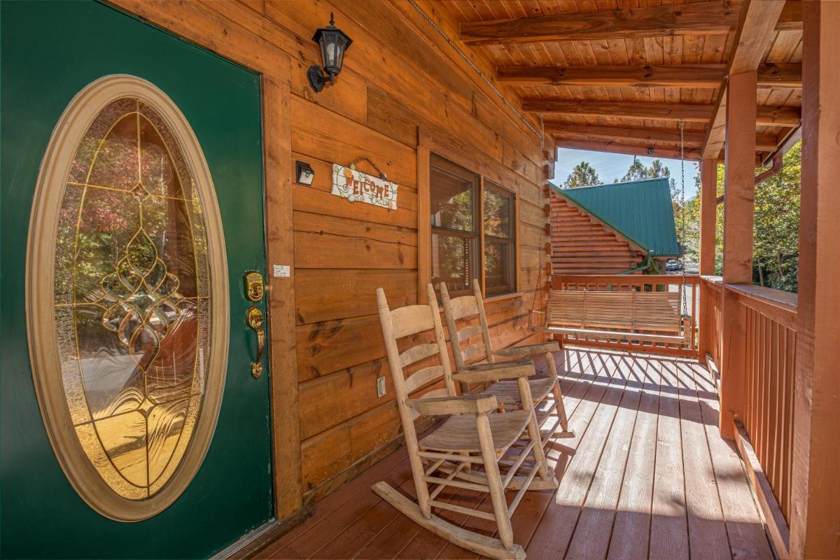 Log Inn Family Cabin - image 7