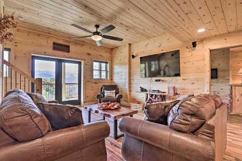 Spacious Mountain Retreat with Hot Tub and Views! - image 5