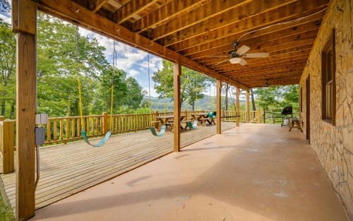 Hand Hewn Hideaway Stunning Gatlinburg Cabin with Hot Tub Table Games and Outdoor Oasis - image 8