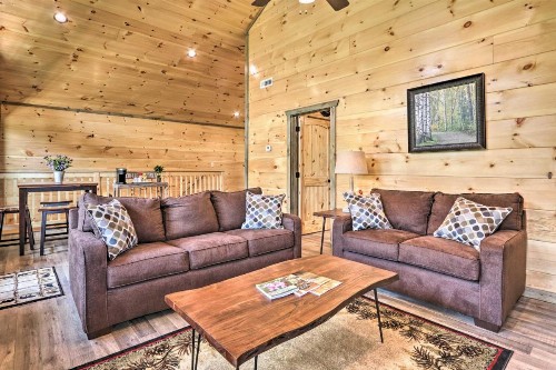 Modern Gatlinburg Cabin with Hot Tub Game Room - image 11