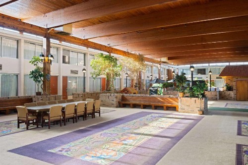 American Alpine Lodge - image 1