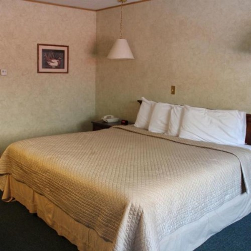 Georgetown Mountain Inn - image 17