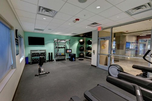 Tru By Hilton Georgetown - image 2