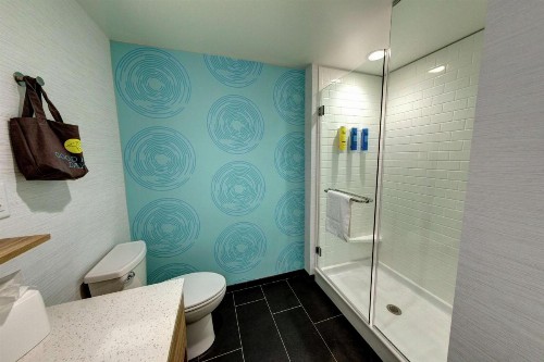 Tru By Hilton Georgetown - image 4