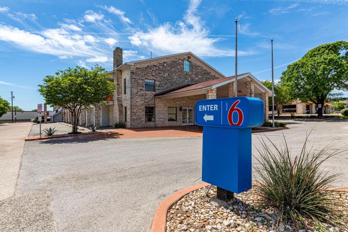 Motel 6-Georgetown TX - main image