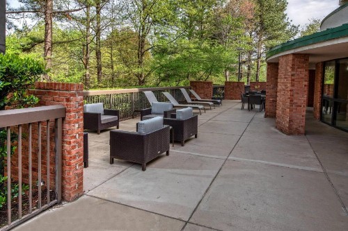 Courtyard Memphis Germantown - image 4