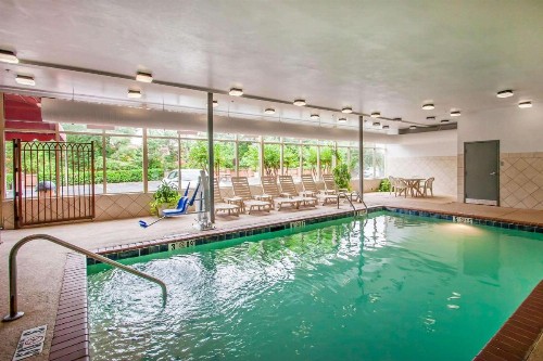 Quality Inn & Suites Germantown North - image 11