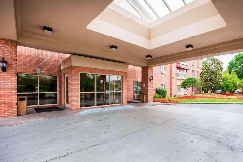Quality Inn & Suites Germantown North - image 16