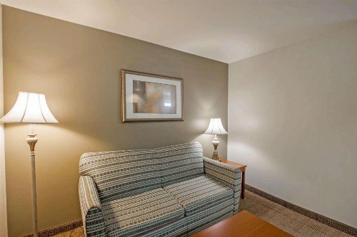Quality Inn & Suites Germantown North - image 20