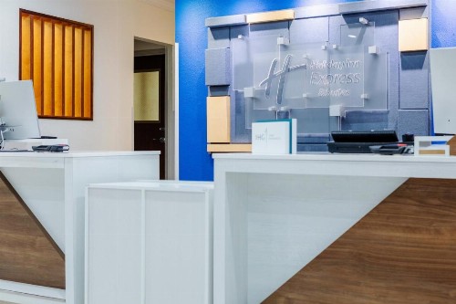 Holiday Inn Express Hotel & Suites Memphis/Germantown an IHG Hotel - image 25