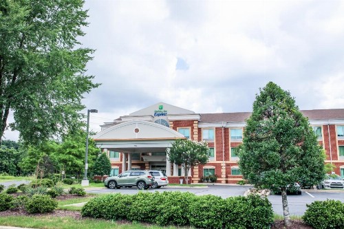Holiday Inn Express Hotel & Suites Memphis/Germantown an IHG Hotel - image 6