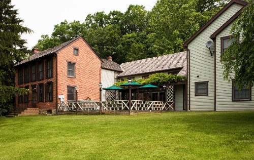 Baladerry Inn - image 3