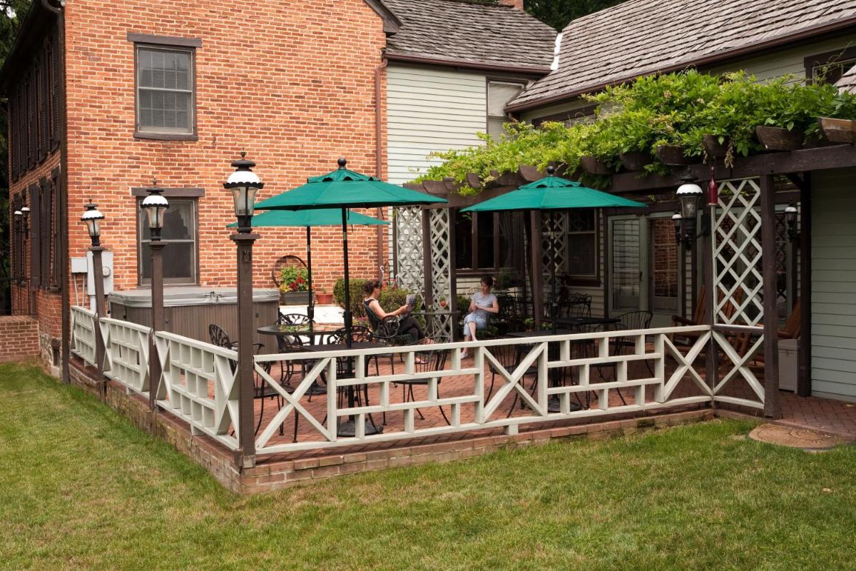 Baladerry Inn - image 4