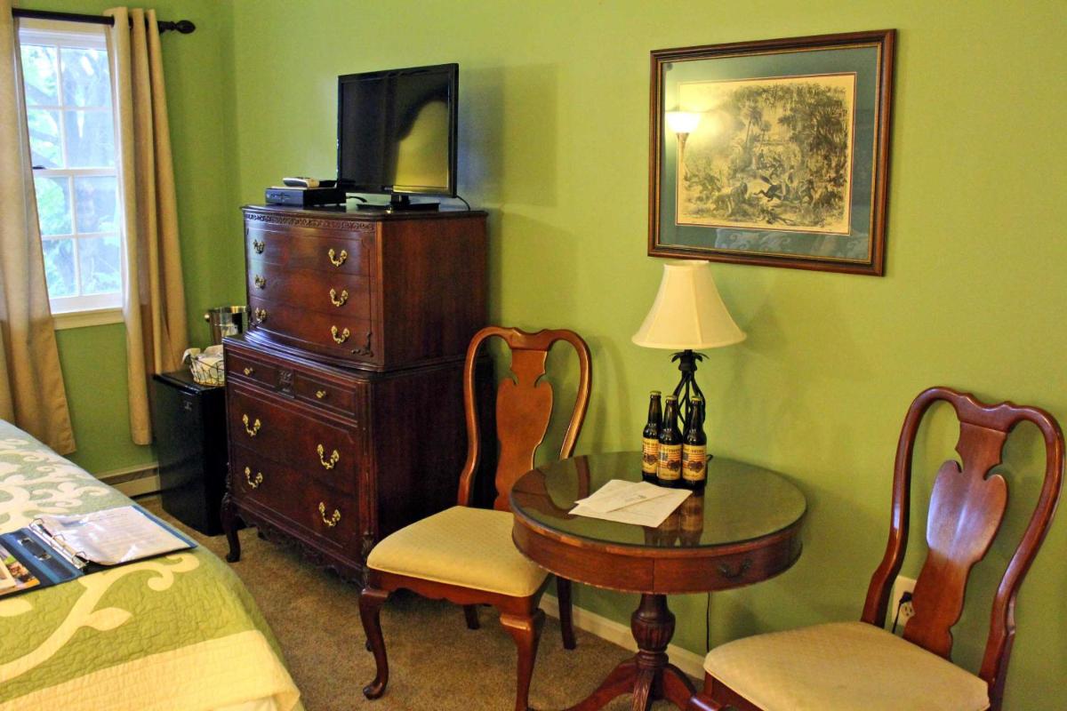 Battlefield Bed & Breakfast - image 2