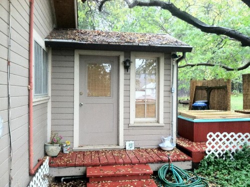 Cozy Cabernet Cabin - image 13