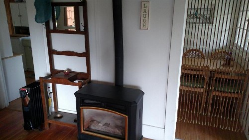 Cozy Cabernet Cabin - image 16