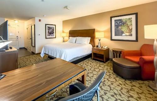 Hilton Garden Inn Gilroy - image 15