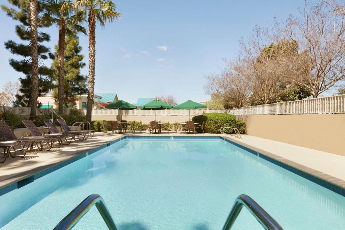 Hilton Garden Inn Gilroy - image 6