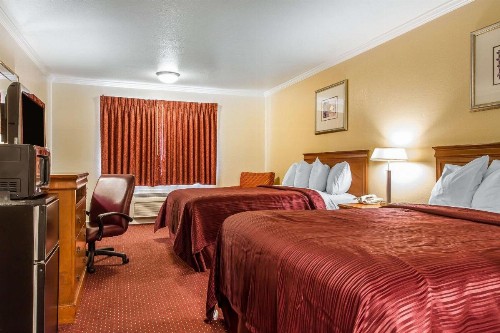 Quality Inn & Suites Gilroy - image 14