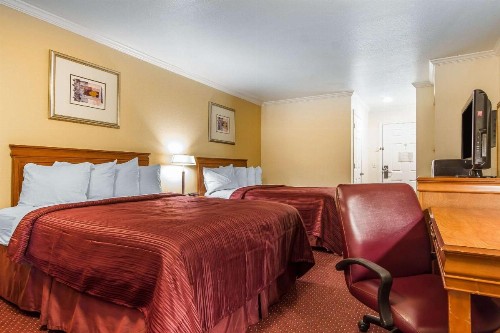 Quality Inn & Suites Gilroy - image 16