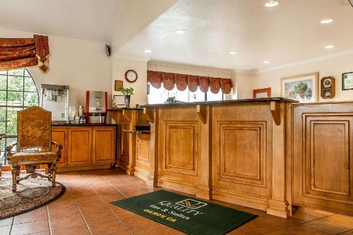 Quality Inn & Suites Gilroy - image 5