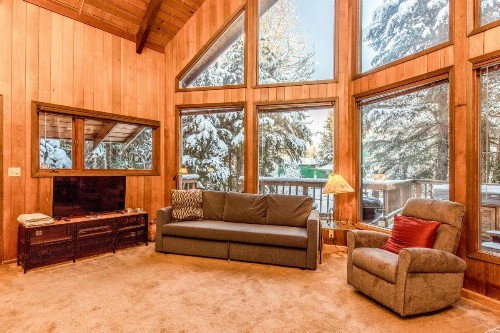 Kelly's Chalet - image 10