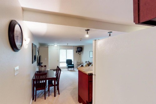 North #405 - image 6