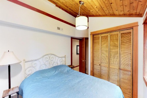 St. Moritz-House - image 9