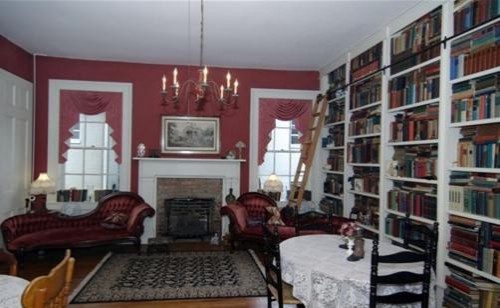 Hall Place Bed & Breakfast - image 9