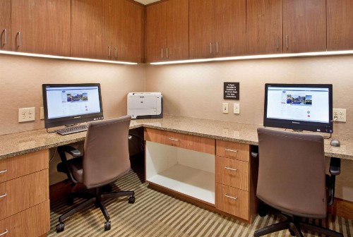 Hampton Inn & Suites Phoenix Glendale-Westgate - image 38