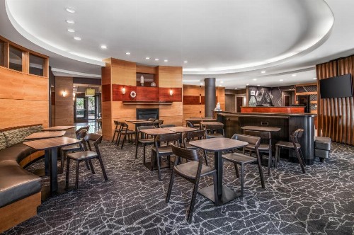 SpringHill Suites Phoenix Glendale Sports & Entertainment District - image 12