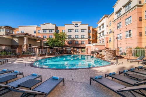 SpringHill Suites Phoenix Glendale Sports & Entertainment District - image 5